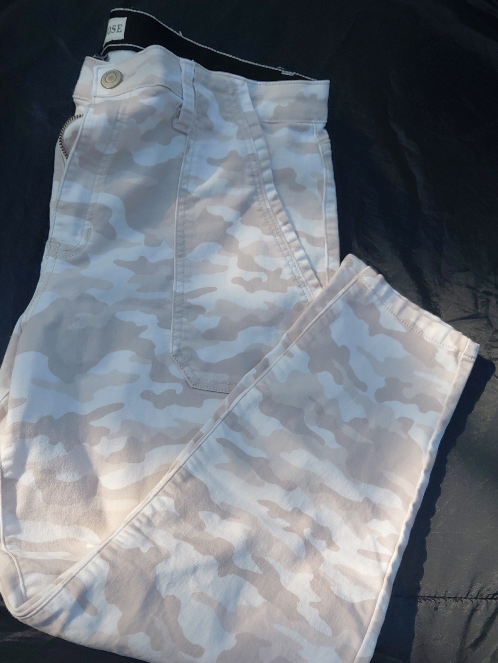 Knox Rose Black & White Trim Cotton Top